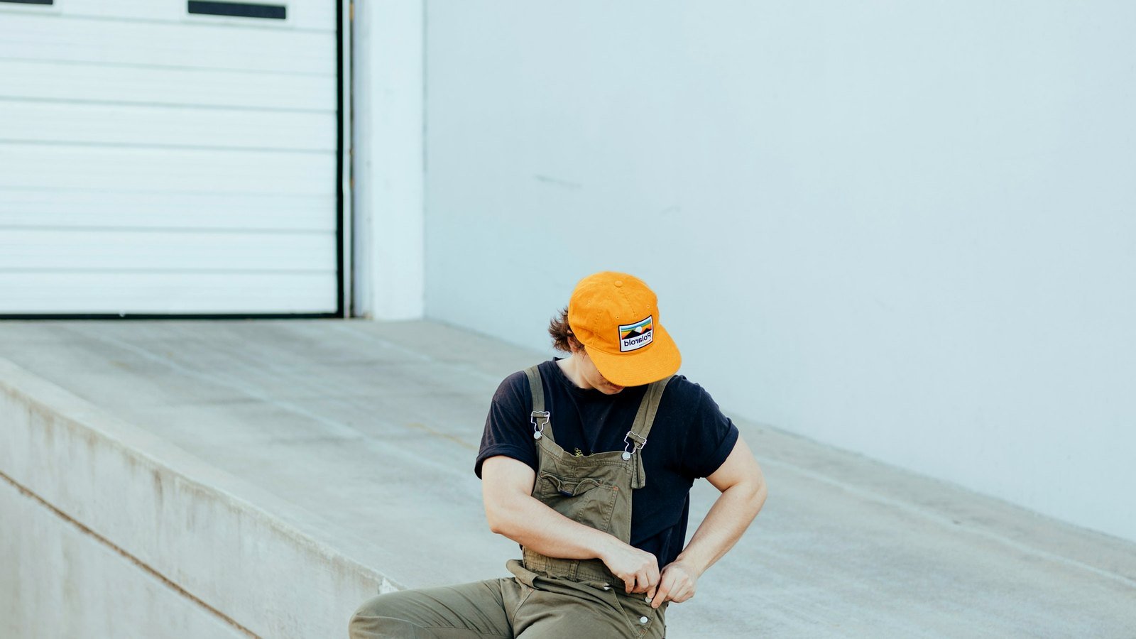 Hi Vis Cargo Pants: Pockets, Reinforcement and Knee Pad Options
