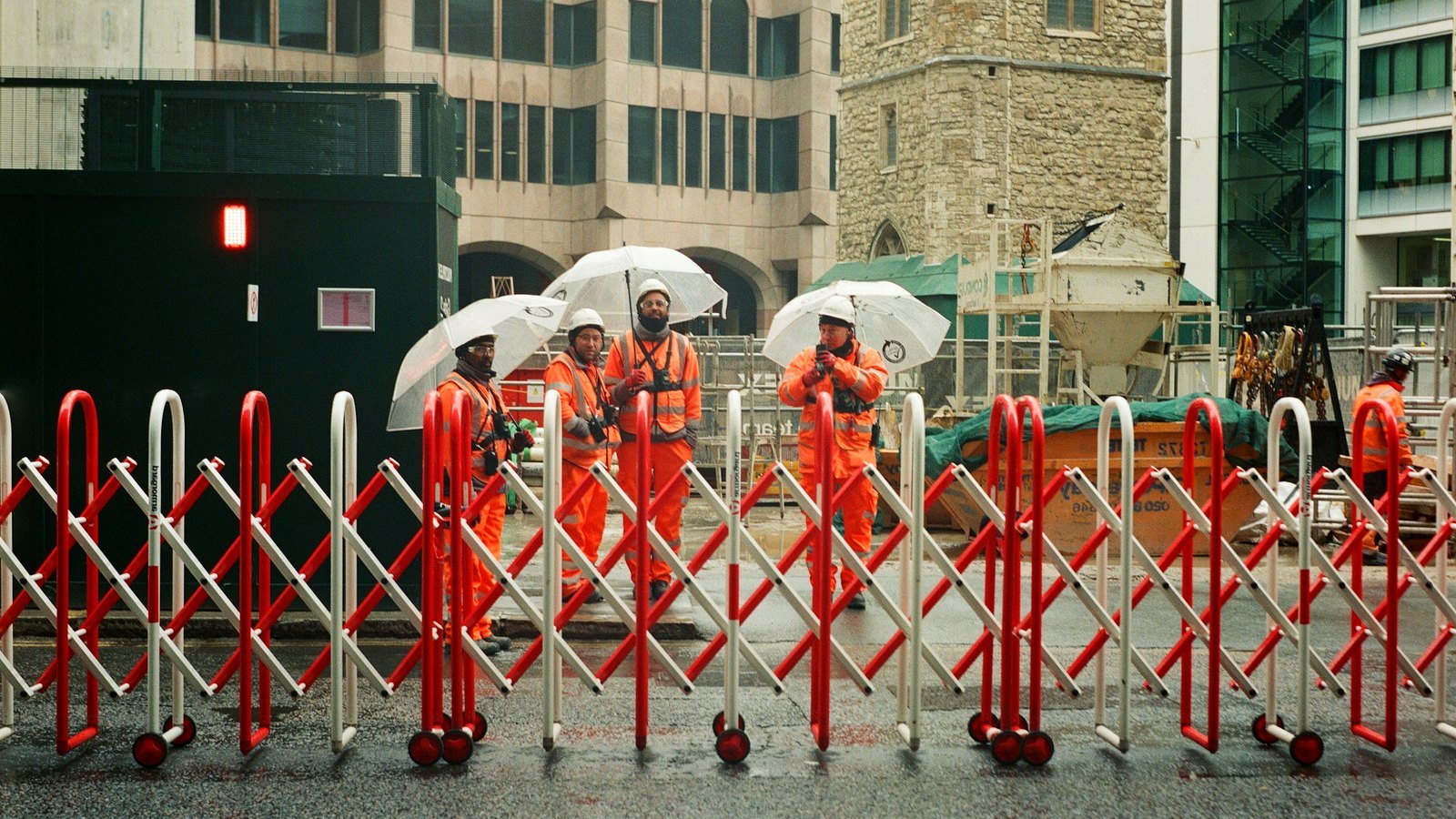 Hi Vis Waterproof Jacket: PU Coated vs Breathable Membrane