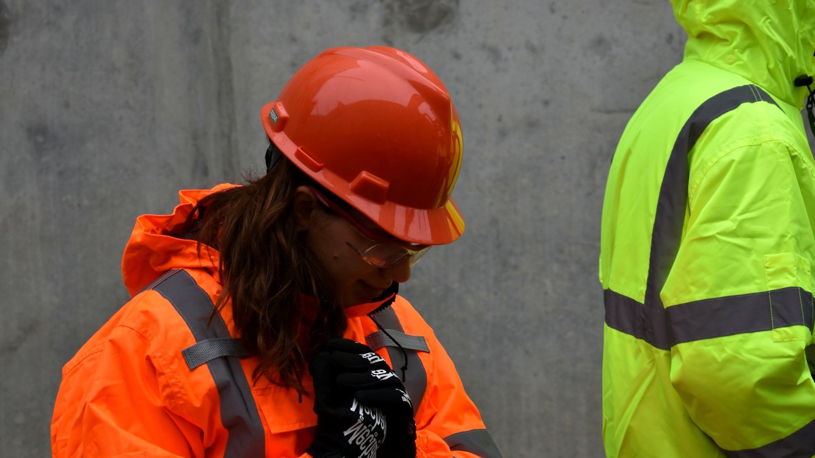 Stylish Hi Vis Clothing: Designs Workers Will Actually Keep On